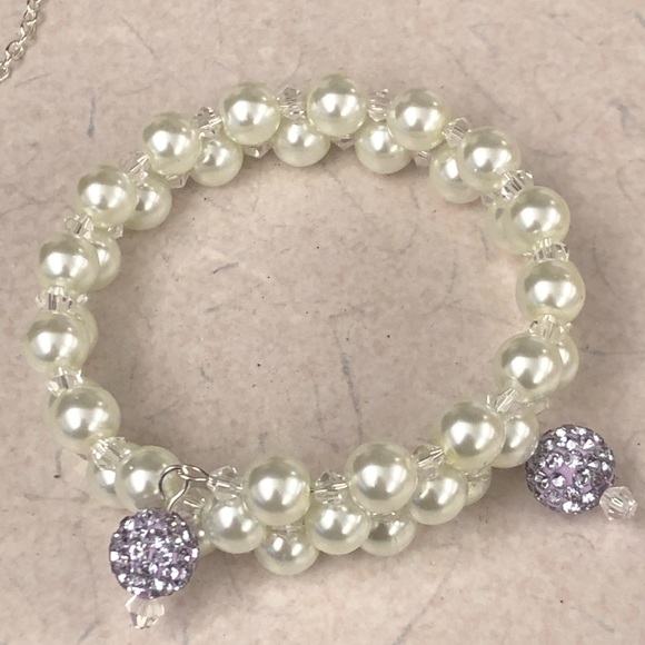 Pearl bracelet with lavender bling - Picture 1 of 2